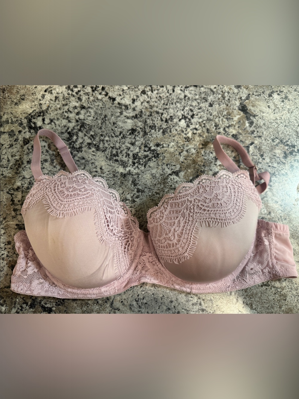 Victoria's Secret Blush Pink Lace-Trim Molded Bra